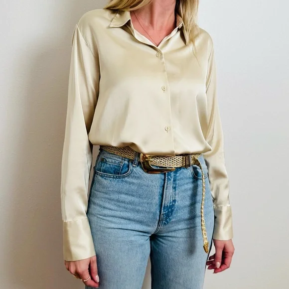 New Abercrombie & Fitch Cream Satin Elegant Long Sleeve Button Down Shirt - Picture 3 of 15